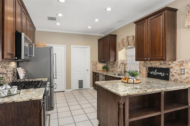 4939 White Manor Drive, Pasadena, TX 77505