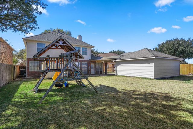 4939 White Manor Drive, Pasadena, TX 77505