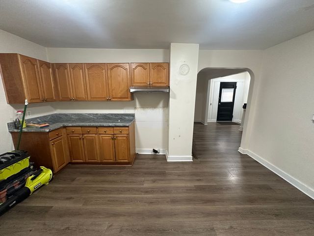 1024-1026 Waverly 3, Framingham, MA 01702