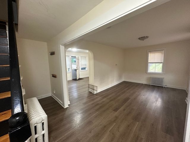 1024-1026 Waverly 3, Framingham, MA 01702