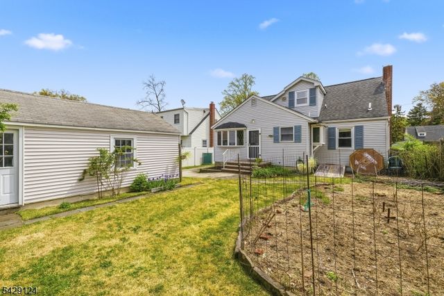 743 Coles St, Maywood Boro, NJ 07607