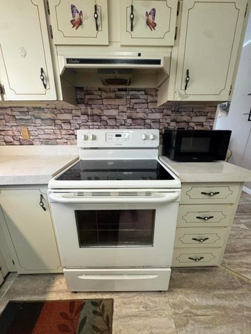 15094 Agulia Avenue, Fort Pierce, FL 34951