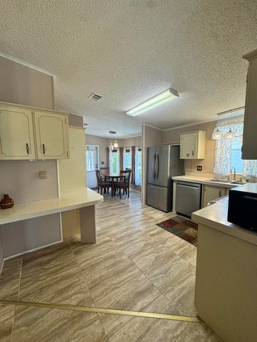 15094 Agulia Avenue, Fort Pierce, FL 34951