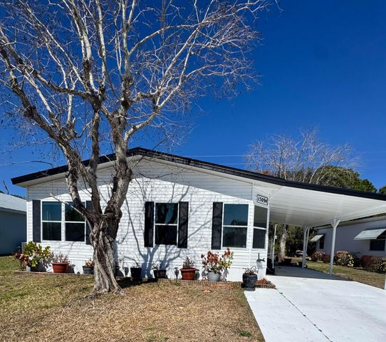 15094 Agulia Avenue, Fort Pierce, FL 34951