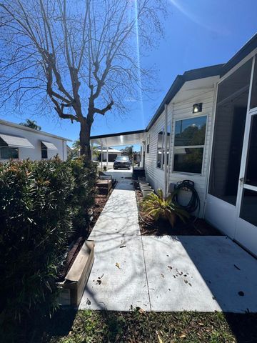 15094 Agulia Avenue, Fort Pierce, FL 34951