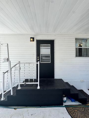 15094 Agulia Avenue, Fort Pierce, FL 34951