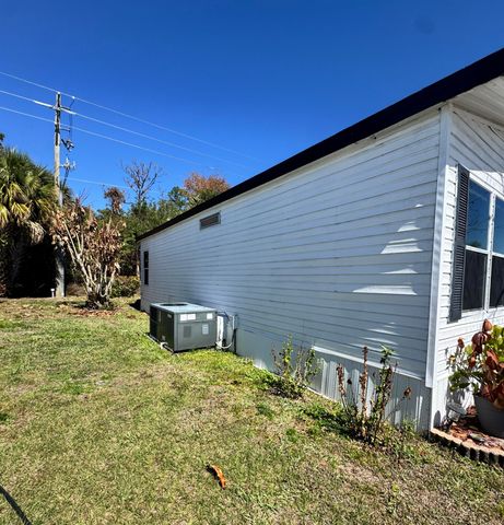 15094 Agulia Avenue, Fort Pierce, FL 34951