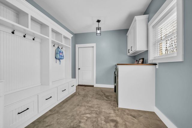 1547 Manley Loop, Dickson, TN 37055