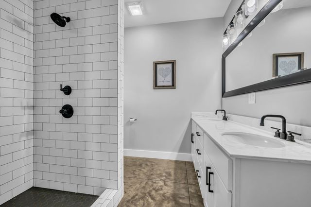 1547 Manley Loop, Dickson, TN 37055