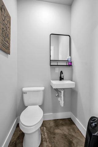 1547 Manley Loop, Dickson, TN 37055