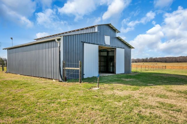 1547 Manley Loop, Dickson, TN 37055