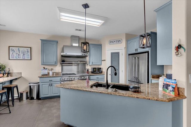 12890 Ivy Lane, Red Bluff, CA 96080