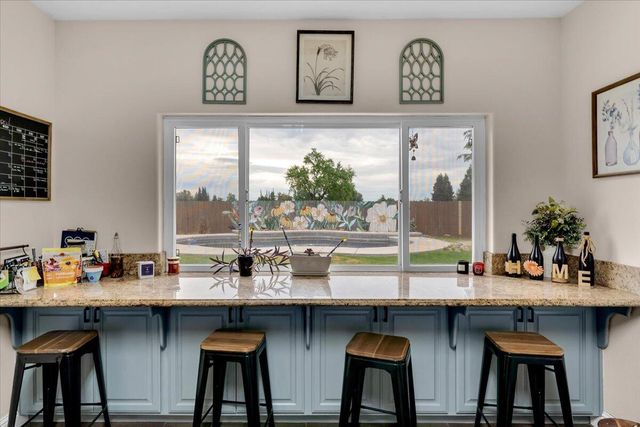 12890 Ivy Lane, Red Bluff, CA 96080