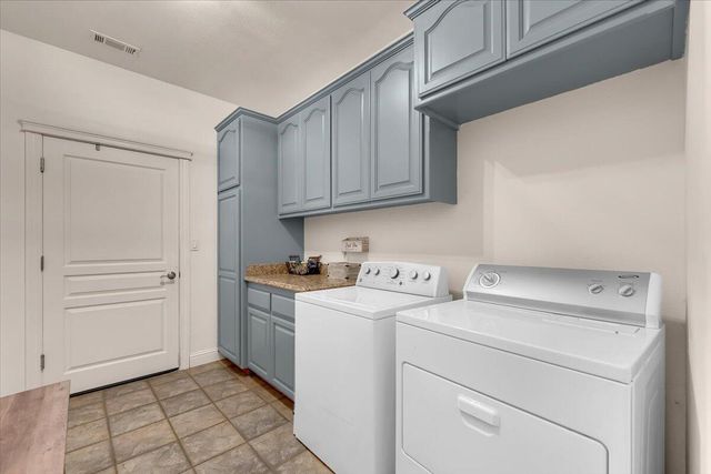 12890 Ivy Lane, Red Bluff, CA 96080