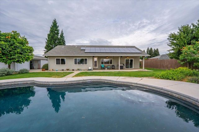 12890 Ivy Lane, Red Bluff, CA 96080