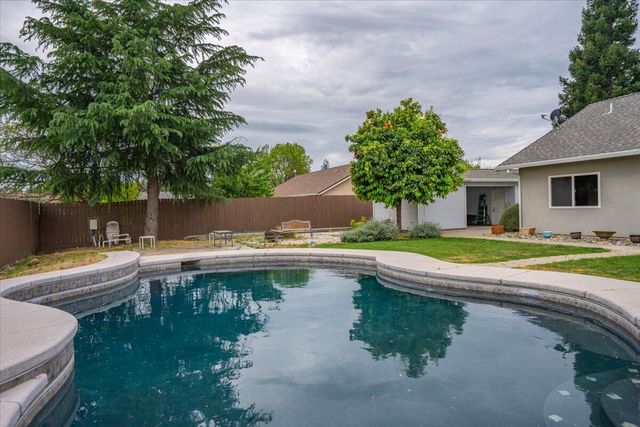 12890 Ivy Lane, Red Bluff, CA 96080