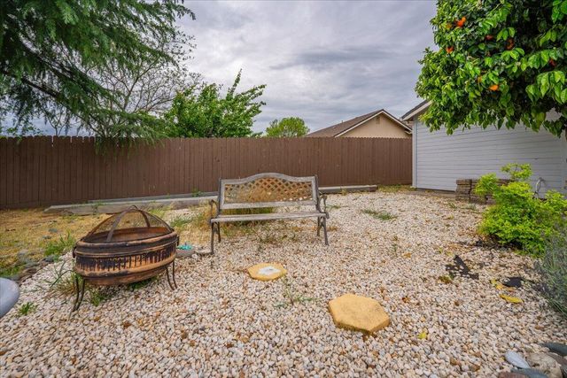 12890 Ivy Lane, Red Bluff, CA 96080