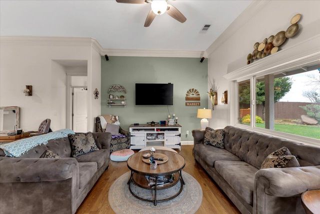 12890 Ivy Lane, Red Bluff, CA 96080