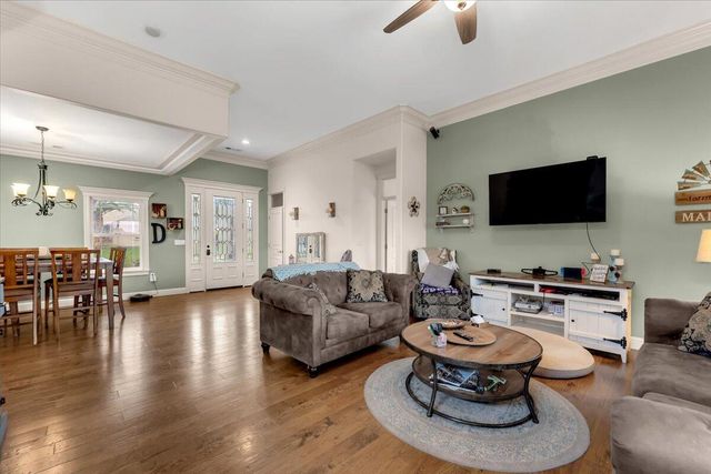 12890 Ivy Lane, Red Bluff, CA 96080