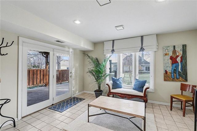 7865 W 118th Terrace, Overland Park, KS 66210