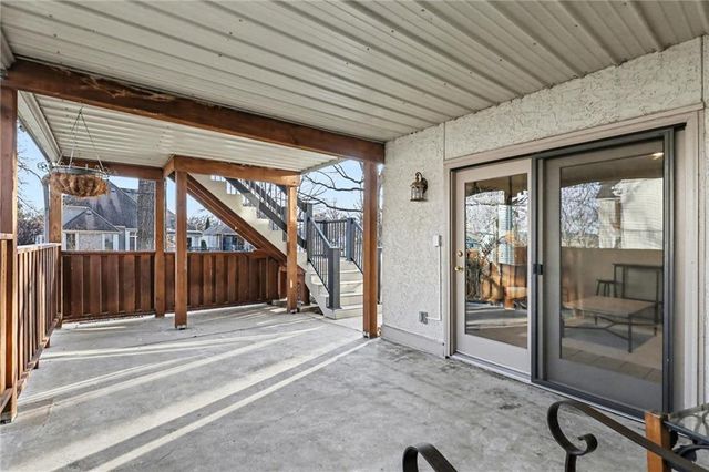 7865 W 118th Terrace, Overland Park, KS 66210