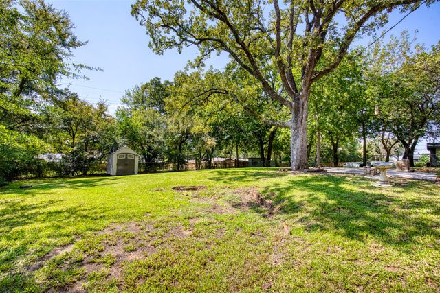 1510 W Heron Street, Denison, TX 75020