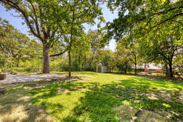 1510 W Heron Street, Denison, TX 75020
