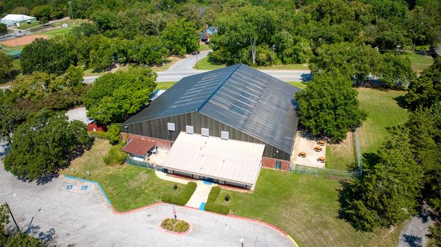 1510 W Heron Street, Denison, TX 75020