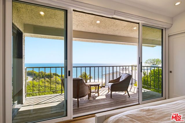 6817 Seawatch Lane, Malibu, CA 90265