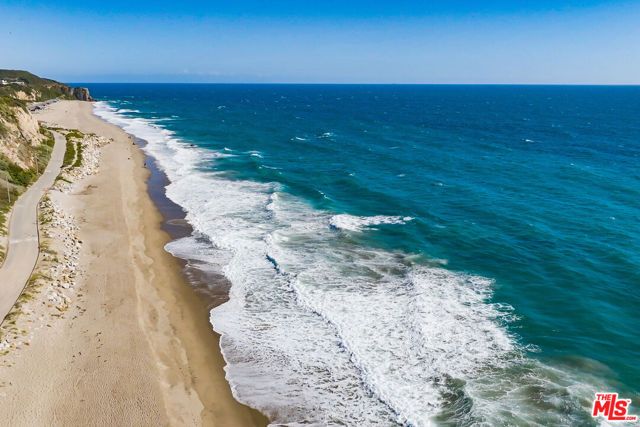 6817 Seawatch Lane, Malibu, CA 90265