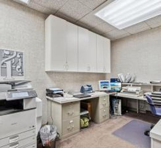 2600 Wayzata Boulevard, Minneapolis, MN 55405