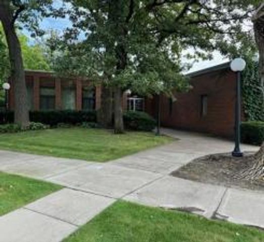 2600 Wayzata Boulevard, Minneapolis, MN 55405