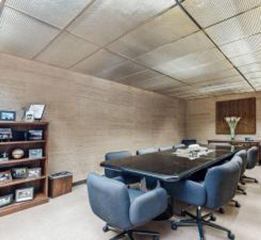 2600 Wayzata Boulevard, Minneapolis, MN 55405