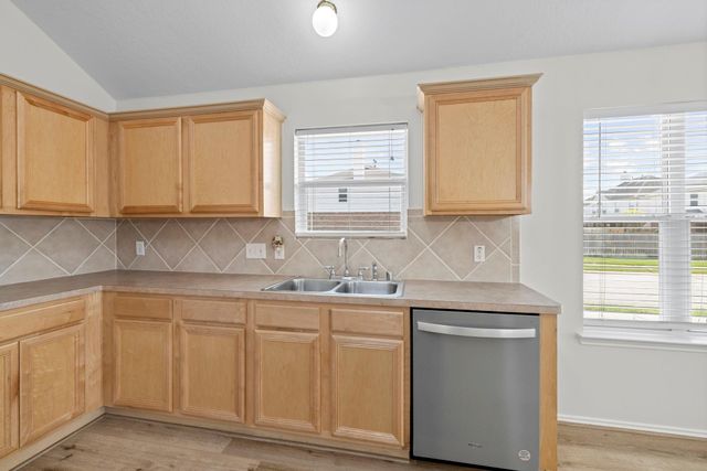 17803 Memorial Falls Drive, Tomball, TX 77375