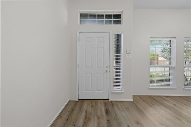 17803 Memorial Falls Drive, Tomball, TX 77375