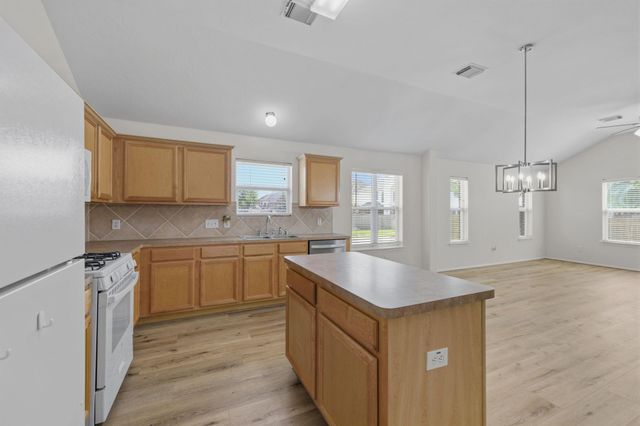 17803 Memorial Falls Drive, Tomball, TX 77375