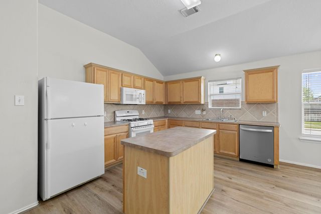 17803 Memorial Falls Drive, Tomball, TX 77375