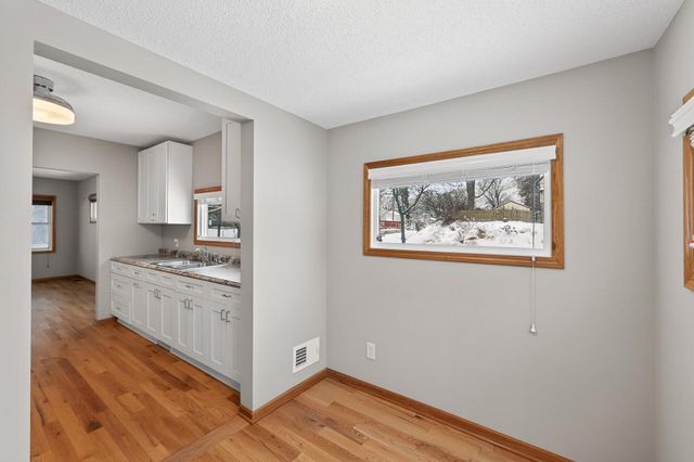 1019 Cumberland Street, Saint Paul, MN 55117