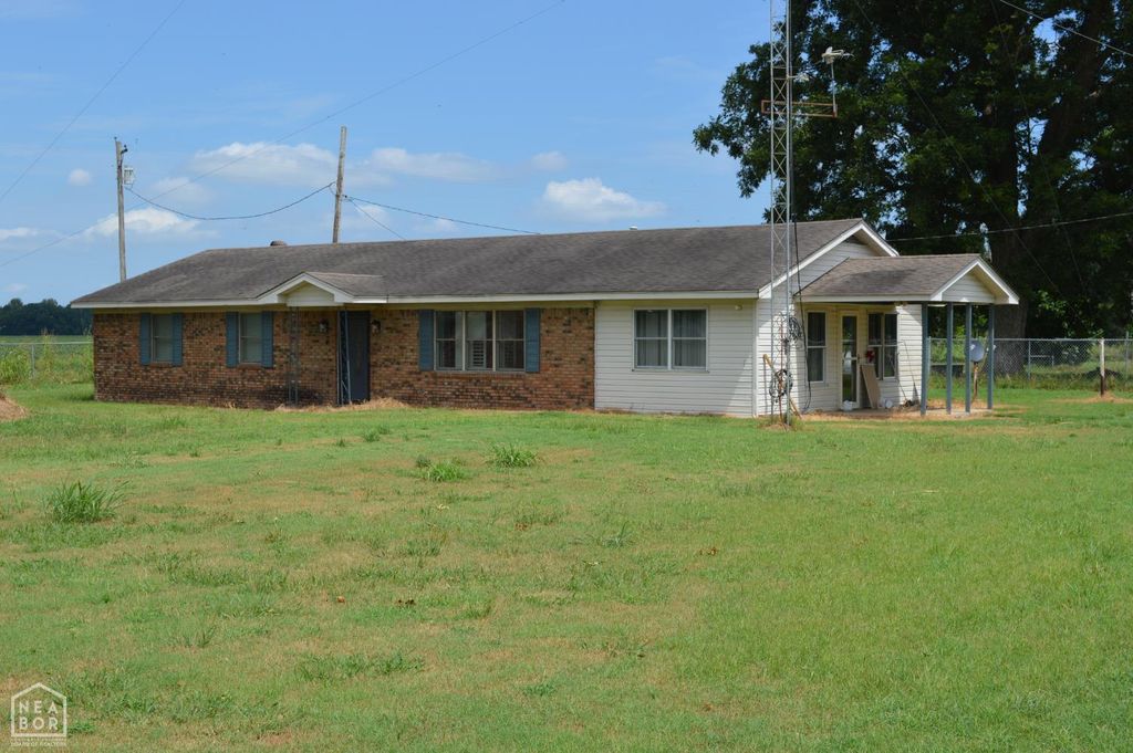 611 County Road 428, Parkin, AR 72373