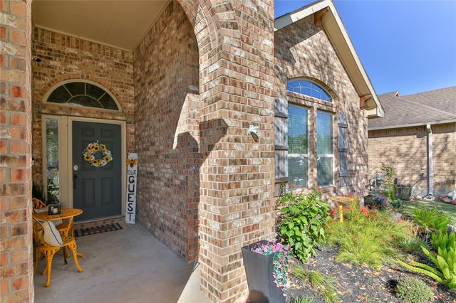 814 Fairway Drive, La Porte, TX 77571