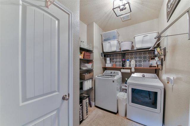 814 Fairway Drive, La Porte, TX 77571