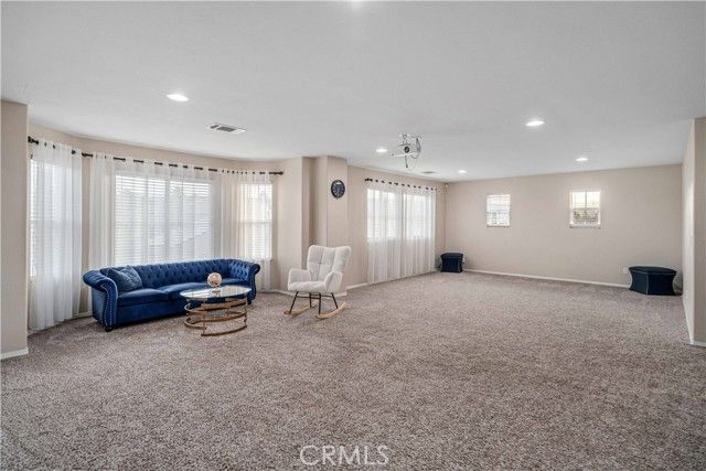 5832 W K-2, Lancaster, CA 93536