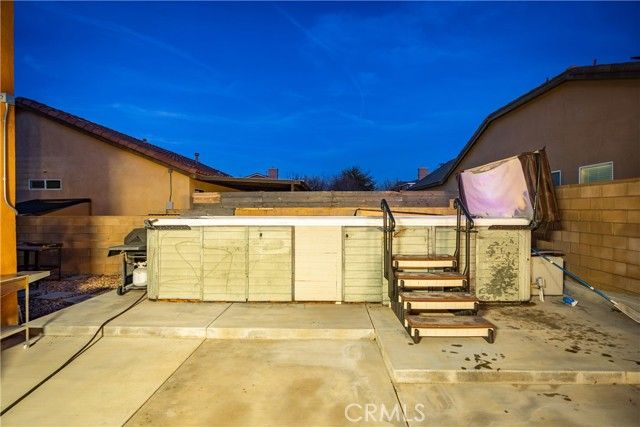 5832 W K-2, Lancaster, CA 93536