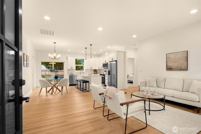 3000 W Martin Road, Shelton, WA 98584