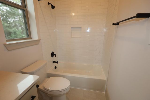 7749 Dog Wood Acres Drive, Montgomery, TX 77316