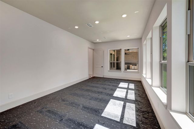 7749 Dog Wood Acres Drive, Montgomery, TX 77316