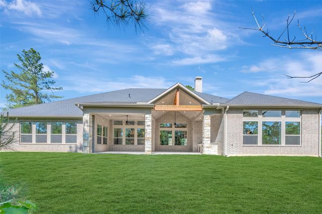 7749 Dog Wood Acres Drive, Montgomery, TX 77316