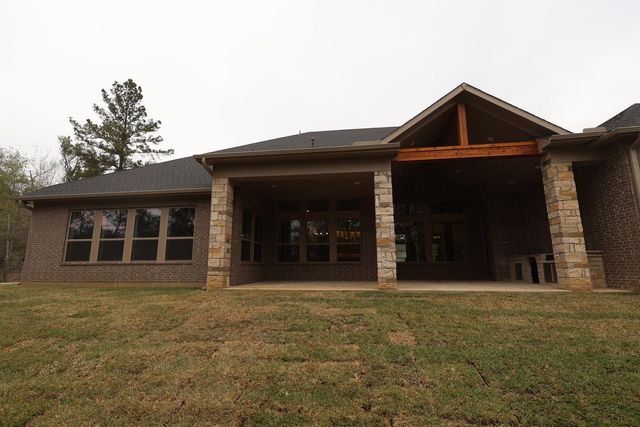 7749 Dog Wood Acres Drive, Montgomery, TX 77316