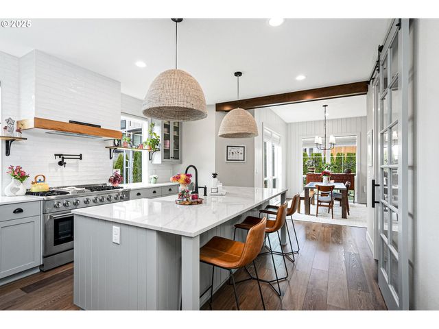 4109 ILLAHE RIVER Ct S, Salem, OR 97302