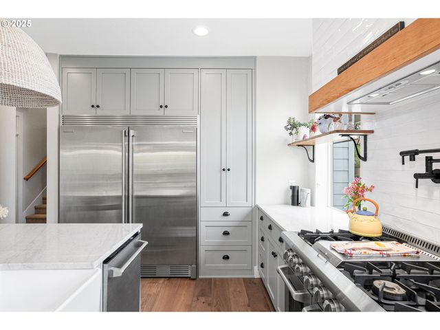 4109 ILLAHE RIVER Ct S, Salem, OR 97302